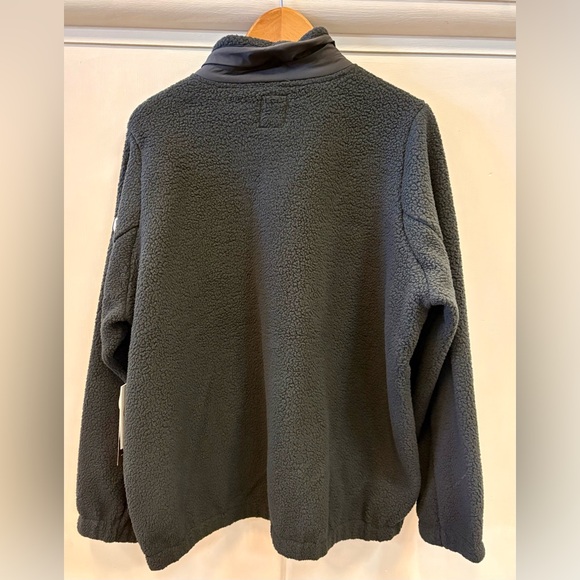 Vuori NWT Utility Sherpa Jacket - Size XL - Picture 5 of 5